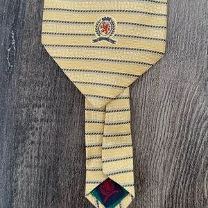 Tommy Hilfiger Striped Yellow and Blue Tie with Crest